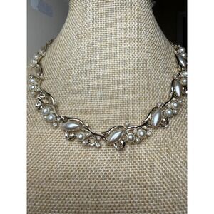 Gold Tone Faux Pearl Rhinestone Necklace Vintage Mid-Century Repair/Craft